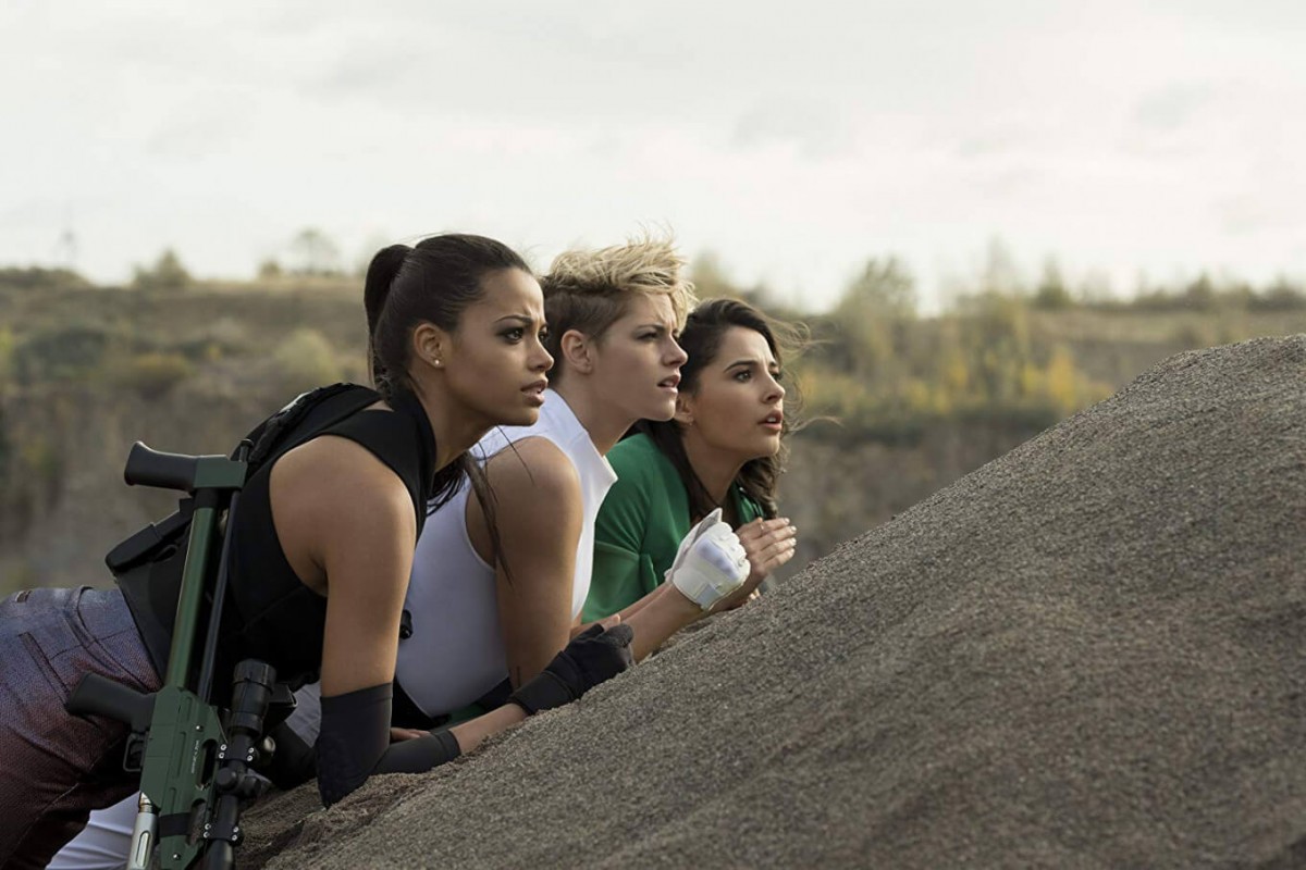 Kristen Stewart, Ella Balinska, dan Naomi Scott yang membintangi tiga karakter utama di Charlie’s Angels.